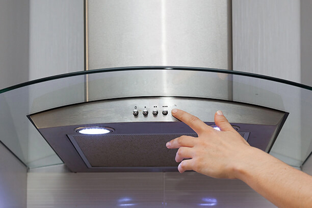 Installation Hotte de Cuisine Toulon Var